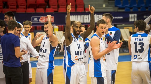 Kolínští basketbalisté slaví postup do pohárového semifinále.