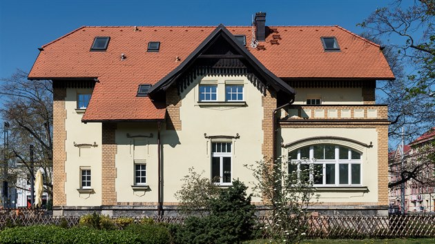 Vila Roberta Schmidta na třídě Karla IV. v Hradci Králové