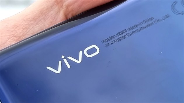 Vivo Y70