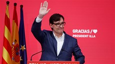 Kandidát Socialistické strany Katalánska Salvador Illa hovo�í po volbách ve...