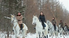 Diktátor Kim ong-un a jeho manelka pi vyjíce na koních (3. prosince 2019)