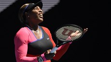 Amerianka Serena Williamsová se diví v semifinále Australian Open.