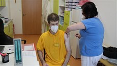 V�ichni klienti zlínského Alzheimercentra u� dostali druhou dávku vakcíny proti...