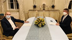 Premiér Andrej Babi zamíil do Lán za prezidentem Miloem Zemanem.