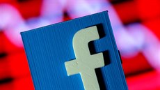 Facebook blokuje v reakci na chystan zkon strnky australskch mdi. (18....