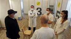 Očkování proti koronaviru ve Fakultní nemocnici Plzeň. (7. ledna 2021)
