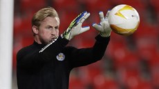 Kasper Schmeichel z Leicesteru se v Edenu chystá na zápas se Slavií.