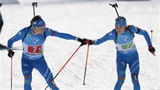 Lukas Hofer a Dorothea Wiererová v závod smíených dvojic na mistrovství svta...