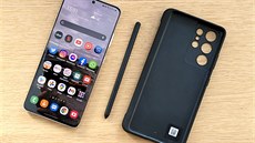 Samsung Galaxy S21 Ultra a pero S Pen