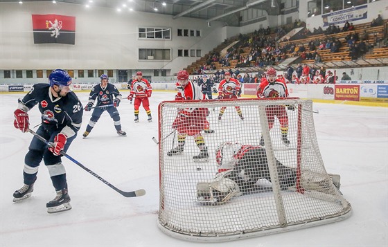 Na zimním stadionu hrají své domácí zápasy hokejisté HC Tábor. 