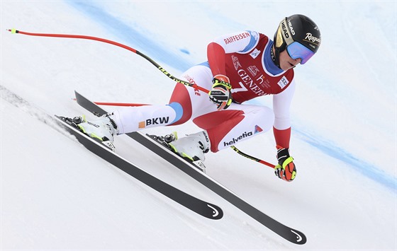 výcarská lyaka Lara Gutová-Behramiová na trati sjezdu ve Val di Fassa