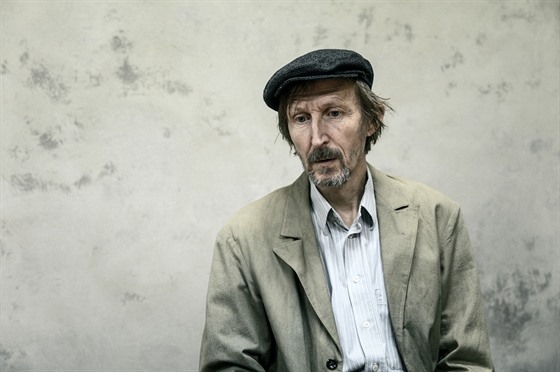 Herec Vladimír Javorský b�hem natá�ení snímku O�itý sv�dek