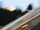 estmír Koíek bhem svého skoku v závodu smíených drustev v Oberstdorfu