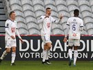 Fotbalisté trasburku se radují z gólu proti Lille.