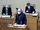 Ministr zdravotnictví Jan Blatný hájil v Senátu návrh zákona o mimoádných...
