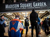 Tiadvacátého února se do Madison Square Garden vrátili první fanouci NBA,...