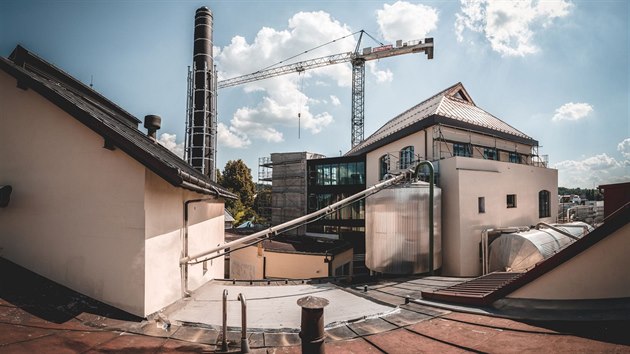 Výstavba nového návštěvnického centra pivovaru Bernard. Snímek je ze září 2020.