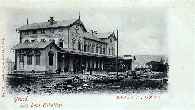 Nádraží ATE v Litoměřicích (dnes Litoměřice horní nádraží) na dobové pohlednici