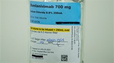 Lék bamlanivimab od firmy Eli Lilly, který chrání ped váným prbhem...