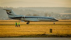 Na letiti ml v únoru mezipistání soukromý letoun Gulfstream G550. Je to...