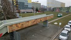 Jiní Msto. Nedokonená lávka