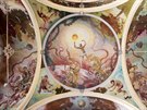 Nástnné malby v jedné z kupolí kolonády Maxima Gorkého pipomínají, e do...