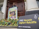 Manel v Íránu zadrené britské humanitární pracovnice Nazanin...
