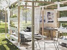 Na zahrad nebo na terase lze vytvoit letní obývací pokoj.