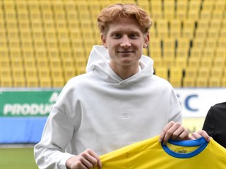Tadeáš Vachoušek (vlevo) a Matyáš Korselt v lednu podepsali profesionální...
