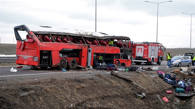 Havrie ukrajinskho autobusu v Polsku (6. bezna 2021)