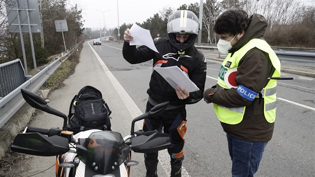 Kontroly ovuj dodrovn novch opaten. (1. bezna 2021)