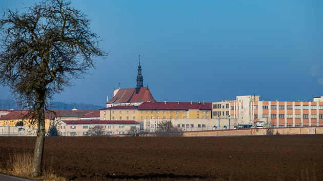 Valdická vznice sídlí v nkdejím klátee kartuzián.