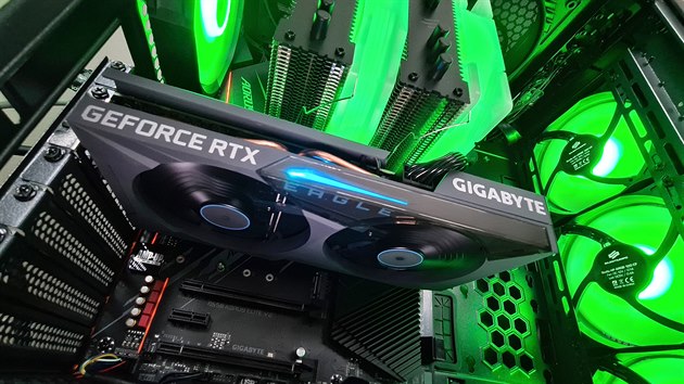 Grafická karta Gigabyte RTX3060 Eagle OC 12G v poítai HAL3000 Alfa Gamer Elite