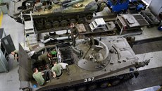 Armáda nechala zprovoznit kvli výcviku patnáct bojových vozidel BVP-2 ze svých...