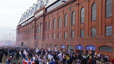 Fanouci skotských Rangers slaví zisk historicky ptapadesátého mistrovského...