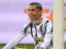 Portugalský stelec Cristiano Ronaldo bhem utkání Juventusu s Cagliari.