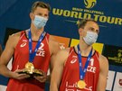 David Schweiner (vlevo) a Ondej Perui jako vítzové turnaje v Dauhá