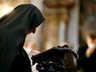 V jezuitsk�m kostele Nanebevzet� Panny Marie se konalo rozlou�en� s far��em...