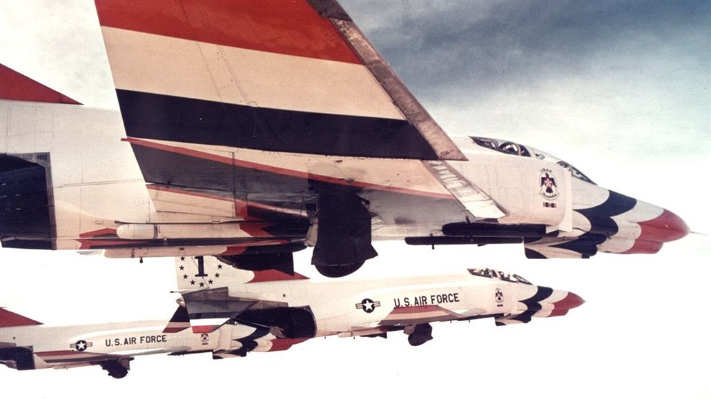 Phantomy předváděcí letky USAF Thunderbirds