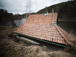 Když se Křižanovická přehrada stala zdrojem vody pro Pardubický kraj, začal v...