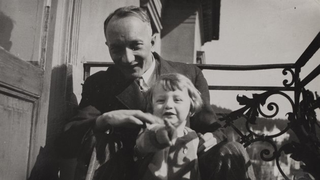 Josef Hamk s dcerou Dagmar v Marinskch Lznch v roce 1933