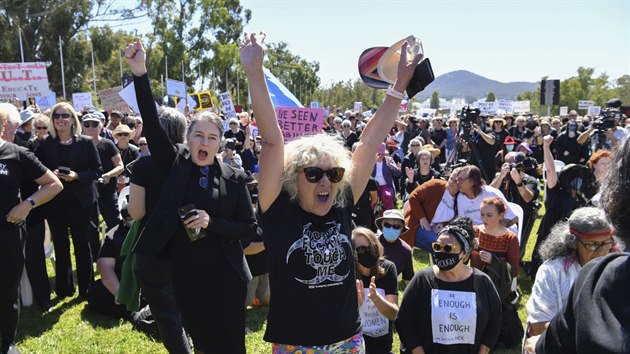 Protesty proti sexuálnímu násilí v Austrálii. (15. března 2021)