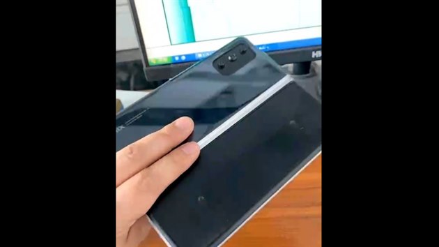 Prototyp skládacího smartphonu od Xiaomi
