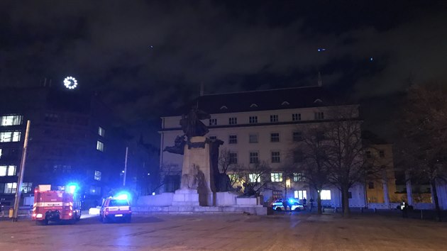 Mrtvý muž byl ve čtvrtek večer nalezen před budovou ministerstva zdravotnictví na Palackého náměstí v centru Prahy. (11. března 2021)