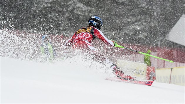 Marco Schwarz ve slalomu v Kranjské Goře.