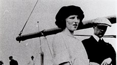 Irena Preissigová mladí na lodi Rochambeuau v roce 1921