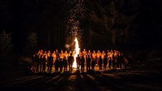 Táborové ohn jsou tradiní souástí skaut. (12. bezna 2021)