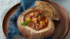 Gulá�ová polévka