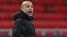 Pep Guardiola, trenér Manchesteru City, bhem odvety osmifinále Ligy mistr...