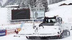 Finále Světového poháru ve sjezdovém lyžování komplikují v Lenzerheide přívaly...